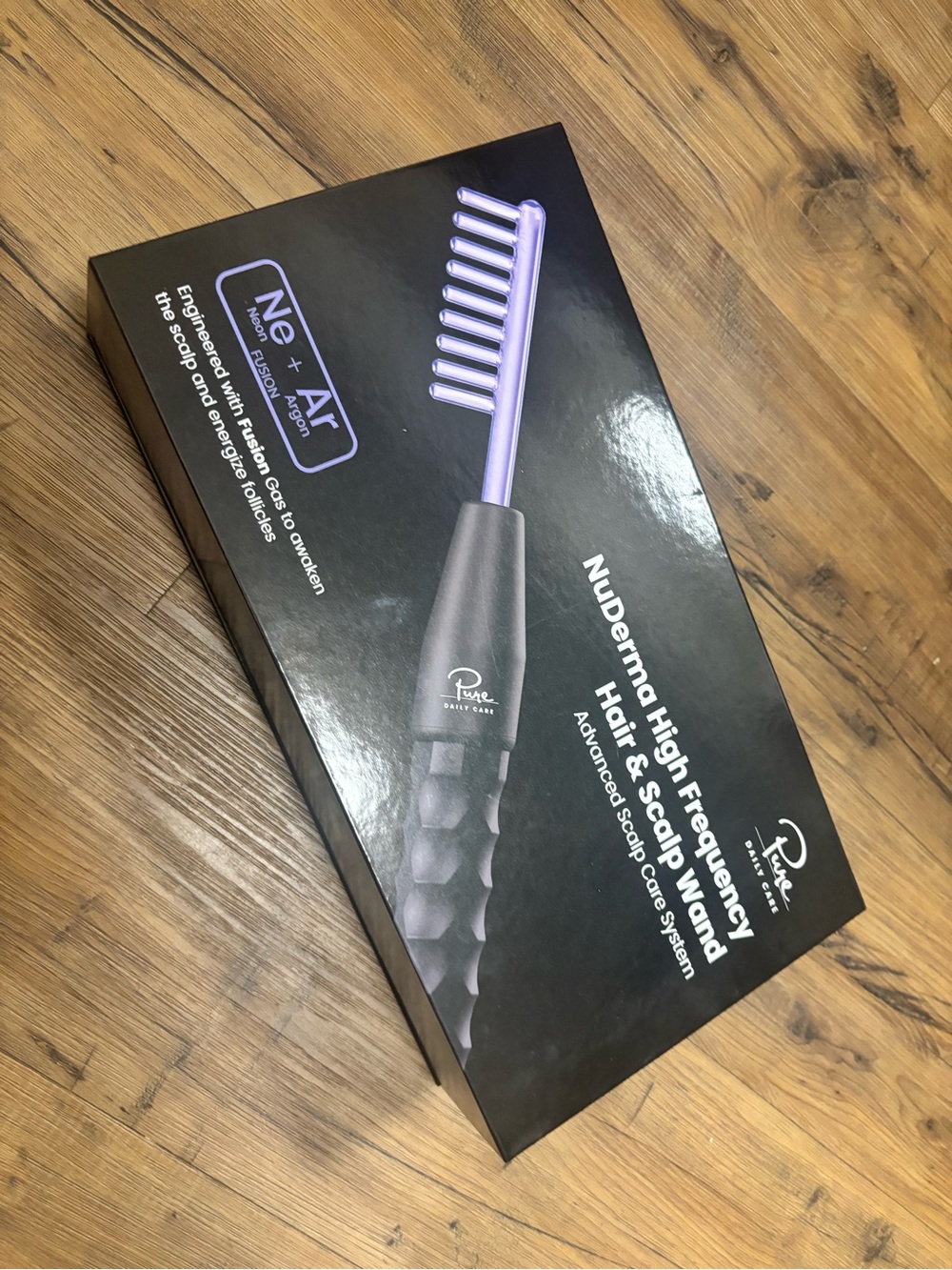 Pur High Frequency Hair & Scalp Wand in Black with Purple Comb